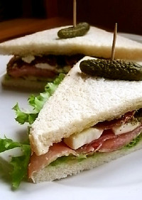 パリのパン屋さん風生ハムのサンドイッチ