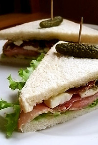 パリのパン屋さん風生ハムのサンドイッチ