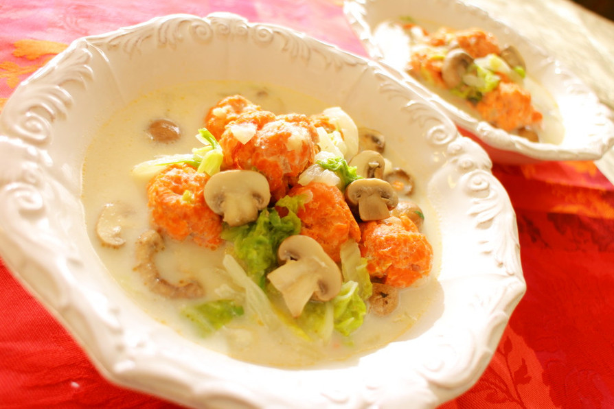 鮭団子白菜マッシュルームのクリームスープの画像