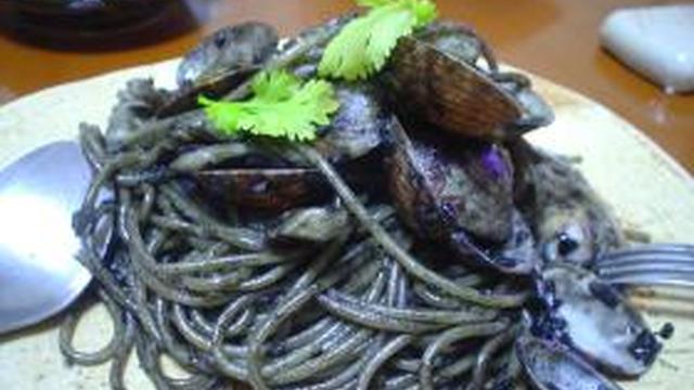 真っ黒 イカスミパスタ レシピ 作り方 By ツナtama クックパッド 簡単おいしいみんなのレシピが353万品