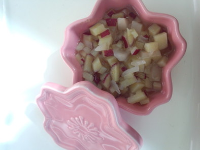 7～8ヶ月離乳食　薩摩芋と林檎の甘煮の写真