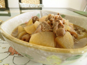 圧力鍋で♪とろとろ牛スジと大根の煮込み