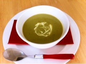 簡単でヘルシー♪グリーンピーススープの画像