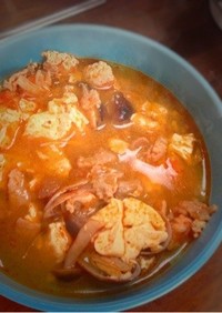 スンドゥブチゲー韓国の豆腐のスープ