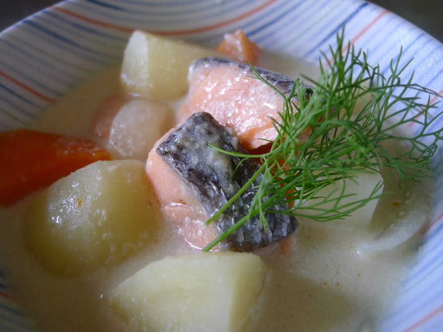 簡単♪塩鮭のスープ(北欧家庭料理)の画像