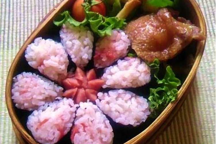 お弁当に使える 超簡単花型飾りノリ巻 レシピ 作り方 By Yuka0 クックパッド
