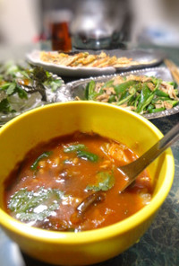 納豆とキムチのチゲスープ