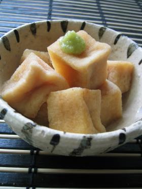 ピリッと甘辛な高野豆腐
