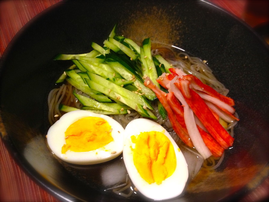 韓国冷麺の画像