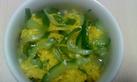 菊ときゅうりの漬物~塩麹
