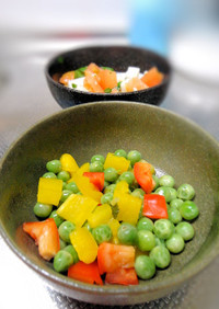 えんどう豆とパプリカのカラフルサラダ