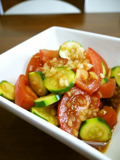 トマトとズッキーニの中華サラダ♪の写真