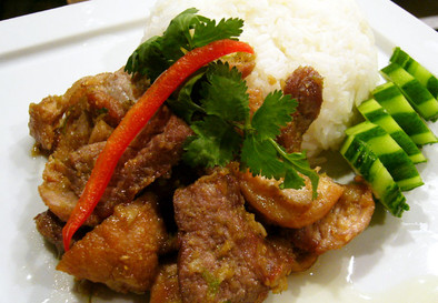 鶏味塩 de 豚バラ肉の唐揚げご飯の写真