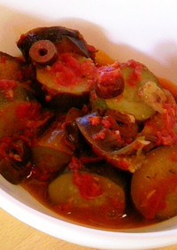 野菜とブラックオリーブのトマト煮込み