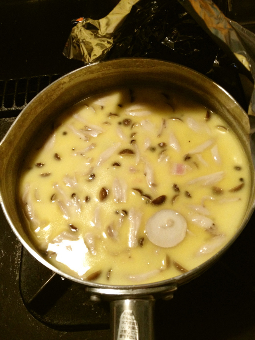 ベーコンとキノコのミルクチーズスープの画像