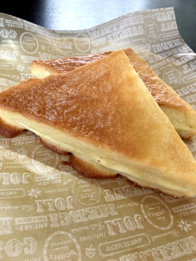 食パンで作るクリームチーズパン☆の写真