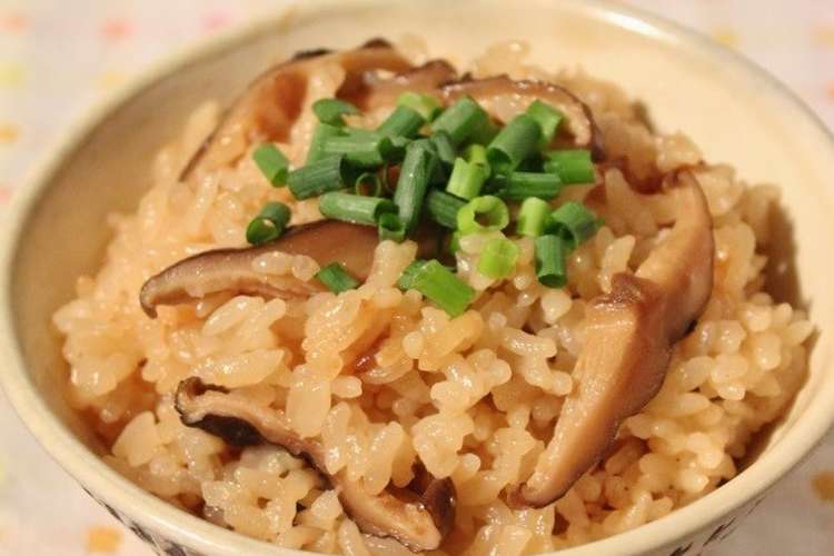簡単 香り広がる干し椎茸の炊き込みご飯 レシピ 作り方 By おぺこ クックパッド