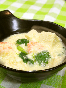 高野豆腐とエビのふんわり卵とじ。