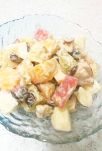 シナモン香る☆林檎・柿・さつま芋のサラダ