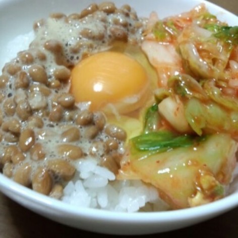 納豆＋キムチ＋卵かけご飯