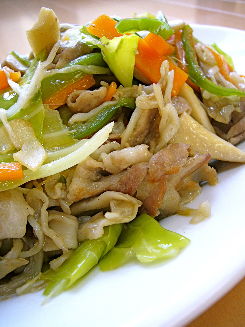 残り野菜を一掃！ちゃちゃっと♪肉野菜炒め by Chisora 【クックパッド】 簡単おいしいみんなのレシピが357万品