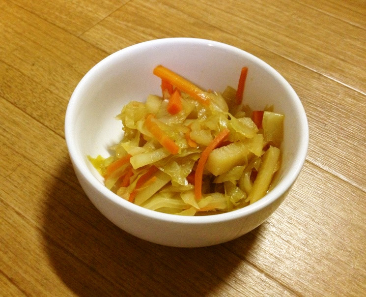 副菜に☆ジャガイモとキャベツの炒め煮の画像