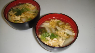 [簡単]白菜と玉子の中華風スープの写真