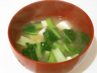 小松菜と豆腐の味噌汁✿簡単味噌汁の写真