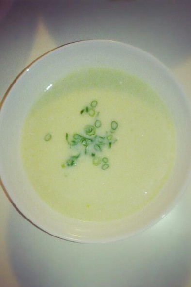 白菜とホタテの豆乳スープの写真