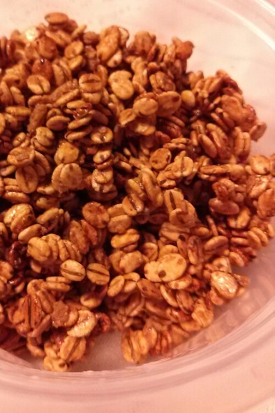 食物繊維たっぷり 大麦で簡単グラノーラの写真