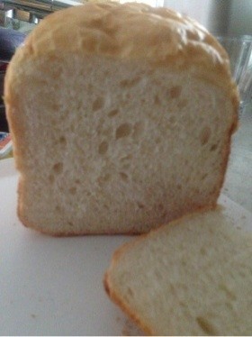 米粉と薄力粉のローコスト ミルク食パンの画像