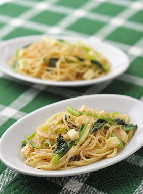 小松菜とごろごろチーズのたらこスパゲティ
