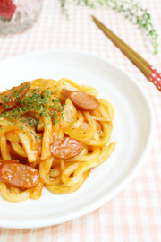 レンジで簡単ランチ*ナポリタン風うどんの写真