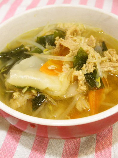生姜タップリ♡豚肉ともやしのスープ。の写真