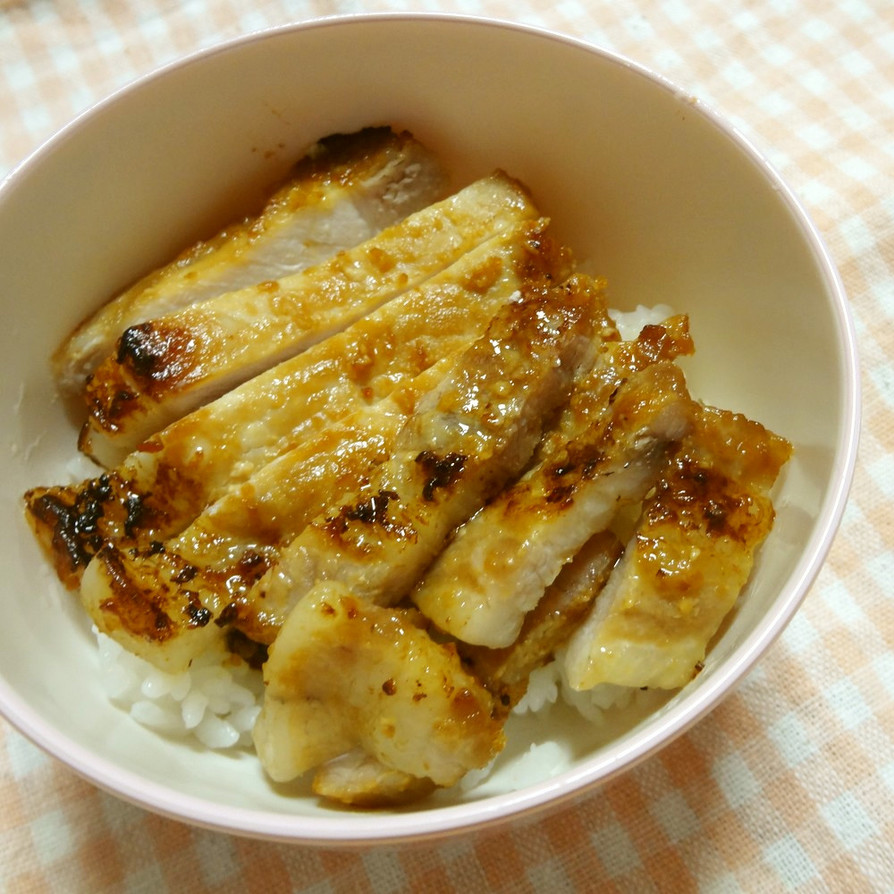 ガッツリ♪豚ロース厚切り肉で味噌豚丼の画像