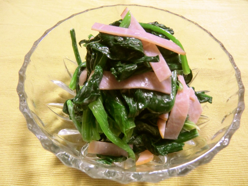 彩りほうれん草と生ハムのレシピ