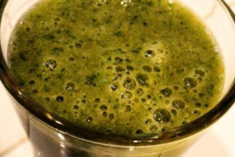 春菊が苦くない 冬のグリーンスムージー レシピ 作り方 By 旅するおばさん クックパッド 簡単おいしいみんなのレシピが375万品