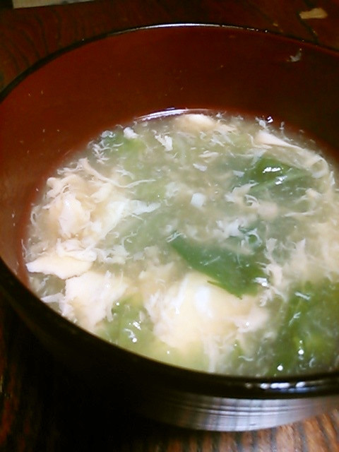 白菜と卵のスープの画像