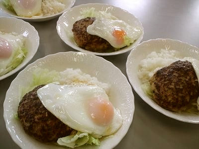 ヘルシーなロコモコ丼の画像