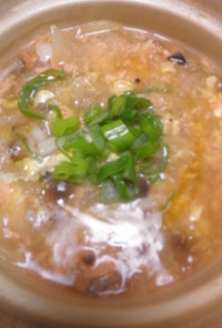 焼鮭と玉ねぎの卵とじスープ