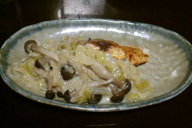 シイラのムニエルと茸クリーム煮 レシピ 作り方 By あいちばー クックパッド 簡単おいしいみんなのレシピが361万品