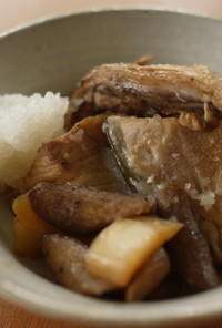 【断糖レシピ】ブリのあらと根菜の煮物