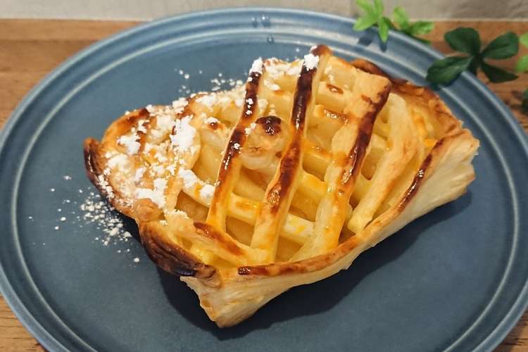 基本のアップルパイ 冷凍パイシート使用 レシピ 作り方 By Sweeterm クックパッド 簡単おいしいみんなのレシピが371万品