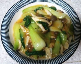 青梗菜と干しえびとシメジの炒め物~♪