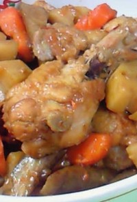 ほっこり　鶏肉と根菜の醤油麹煮物ピリカラ