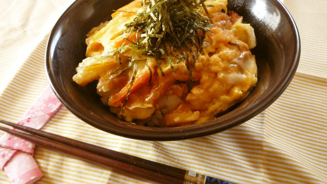 卵とじ天丼 天ぷらリメイクにも レシピ 作り方 By ママんま クックパッド