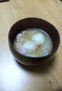 里芋とかぶのベーコン入りお味噌汁☆