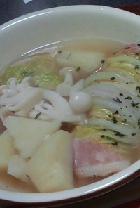 コンソメスープのロール白菜