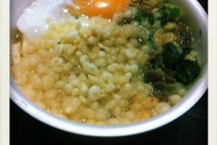 カップうどんに一手間 簡単月見うどん レシピ 作り方 By R クックパッド 簡単おいしいみんなのレシピが360万品