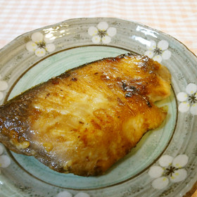 ふっくら♪ぶりの塩麹焼き